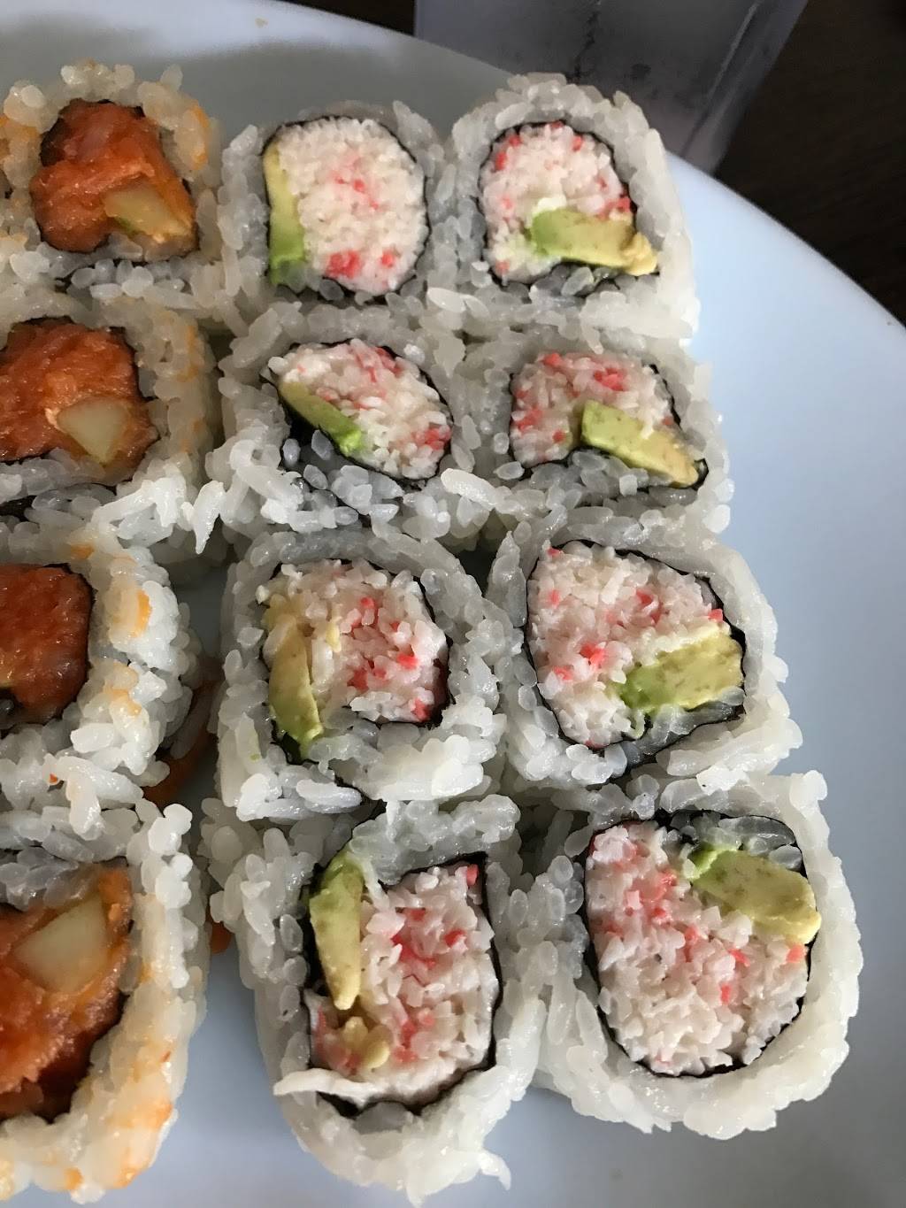 Sushi Stop Hollywood | restaurant | 5917 Franklin Ave, Los Angeles, CA 90068, USA | 3234682496 OR +1 323-468-2496