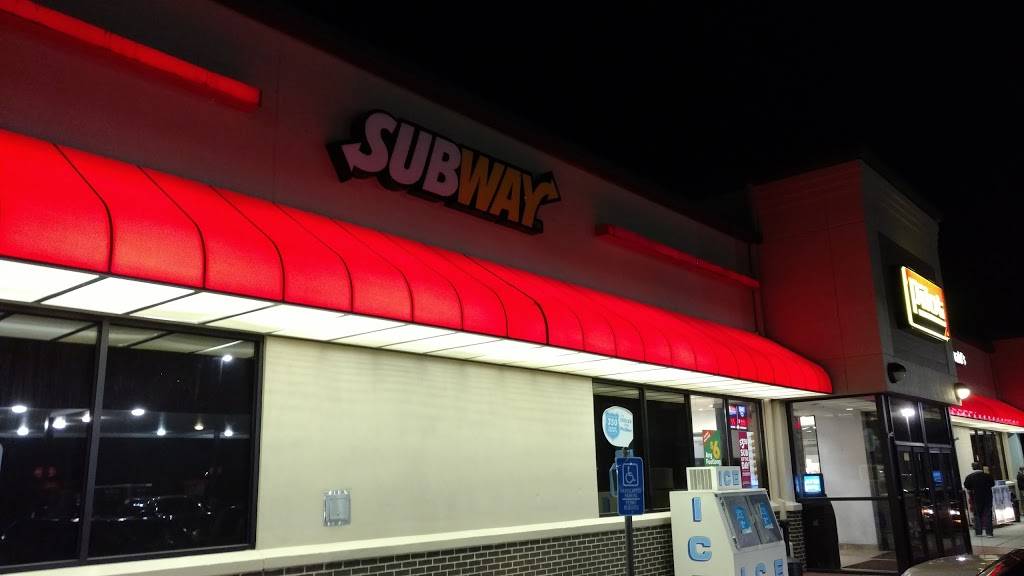 Subway | restaurant | 142 Carbondale Rd SW, Dalton, GA 30721, USA | 7062812821 OR +1 706-281-2821