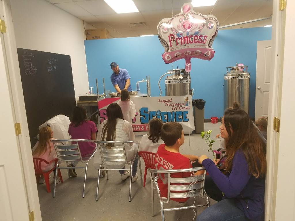 Sweet Science Ice Cream & Yogurt Lab | restaurant | 2550 Wabash Ave, Terre Haute, IN 47803, USA | 8122358441 OR +1 812-235-8441