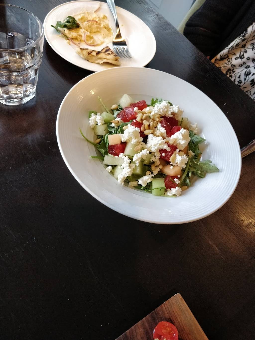 Porter Kitchen & Deck | restaurant | 150 N Riverside Plaza, Chicago, IL 60606, United States | 3127817580 OR +1 312-781-7580