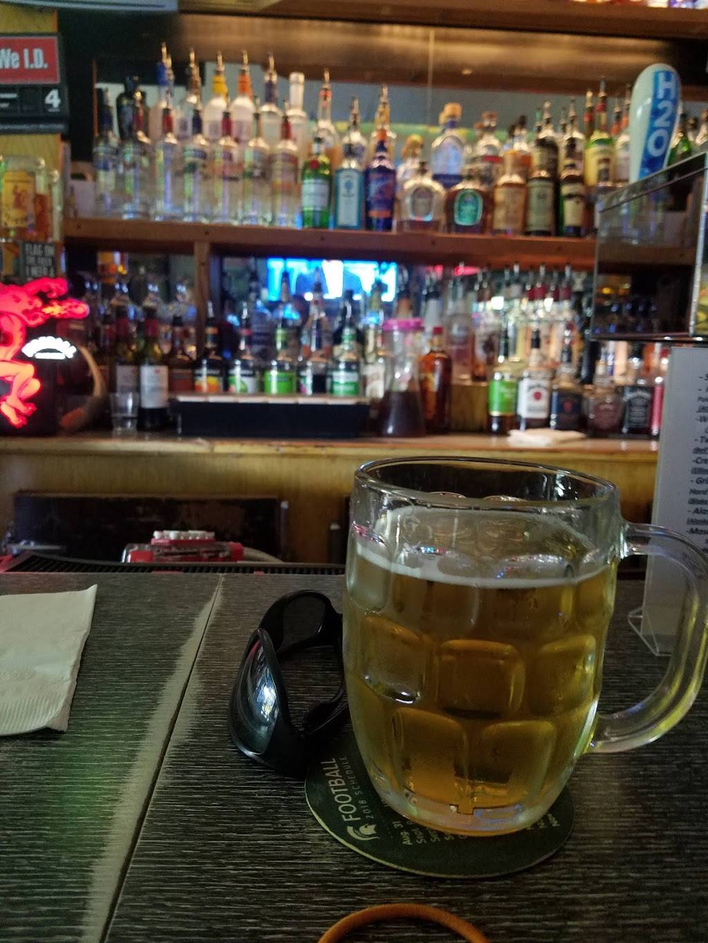 Dagwoods Tavern & Grill | restaurant | 2803 E Kalamazoo St, Lansing, MI 48912, USA | 5173740390 OR +1 517-374-0390