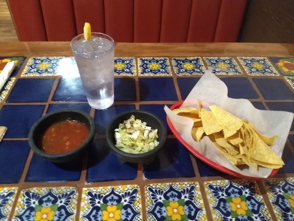 La Hacienda Restaurant & Bar | restaurant | 201 E St SE, Quincy, WA 98848, USA | 5097942004 OR +1 509-794-2004