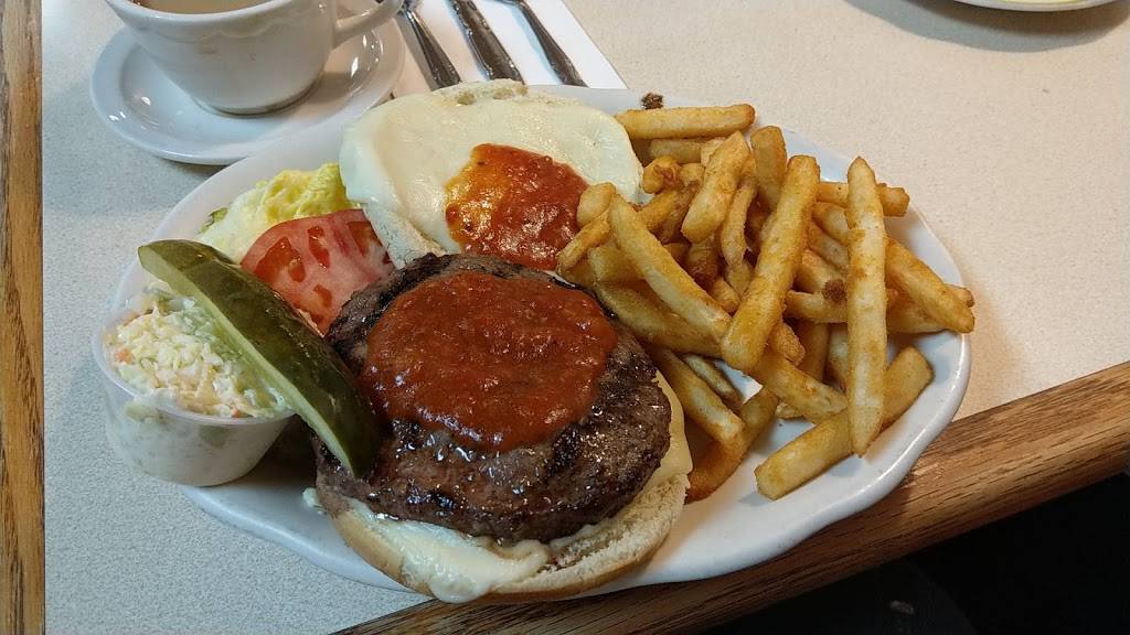 Holiday City Diner | restaurant | 621 Mule Rd, Toms River, NJ 08757, USA | 7322444778 OR +1 732-244-4778