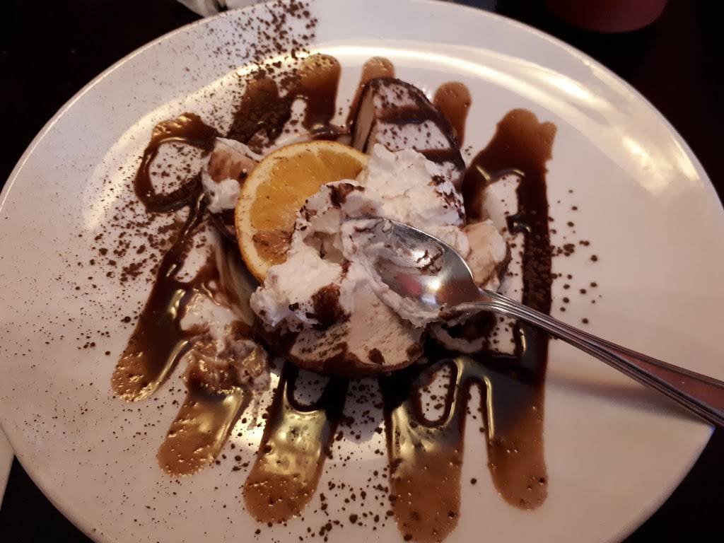 Corrados Restaurant & Bar | restaurant | 38 Baldwin St, Whitby, ON L1M 1A2, Canada | 9056553100 OR +1 905-655-3100