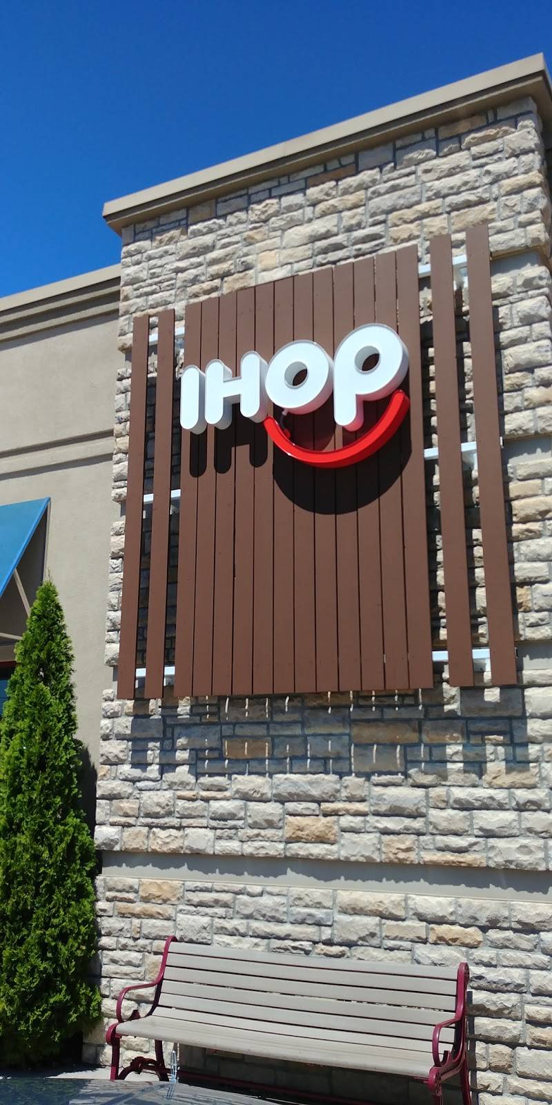 IHOP | restaurant | 5814 Brainerd Rd, Chattanooga, TN 37411, USA | 4234900559 OR +1 423-490-0559