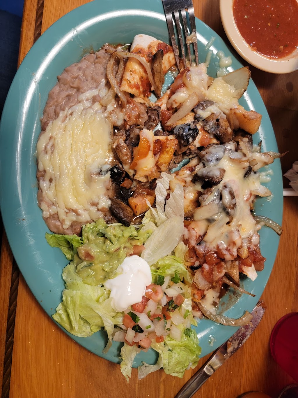 Sombreros Tacos & Bar | restaurant | 4933 Thomas Dr, Panama City Beach, FL 32408, USA | 8505885495 OR +1 850-588-5495