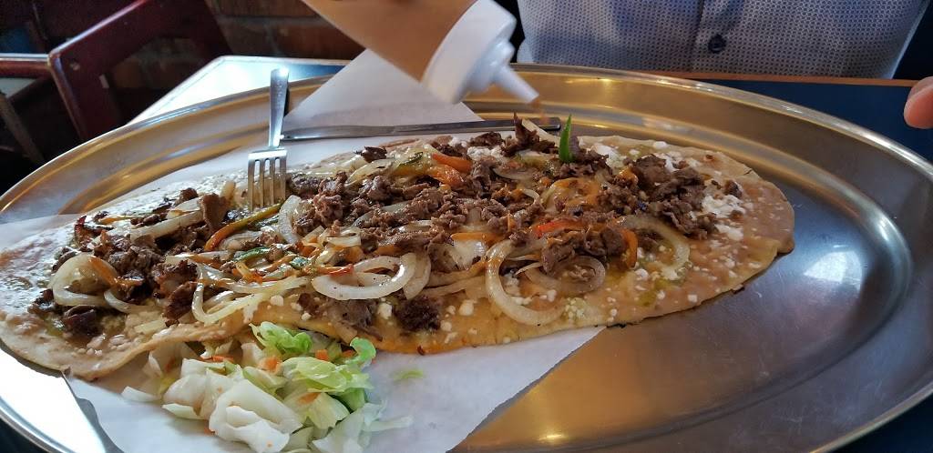 Machete Azteca | restaurant | 6709 W Indian School Rd, Phoenix, AZ 85033, USA | 6236969291 OR +1 623-696-9291