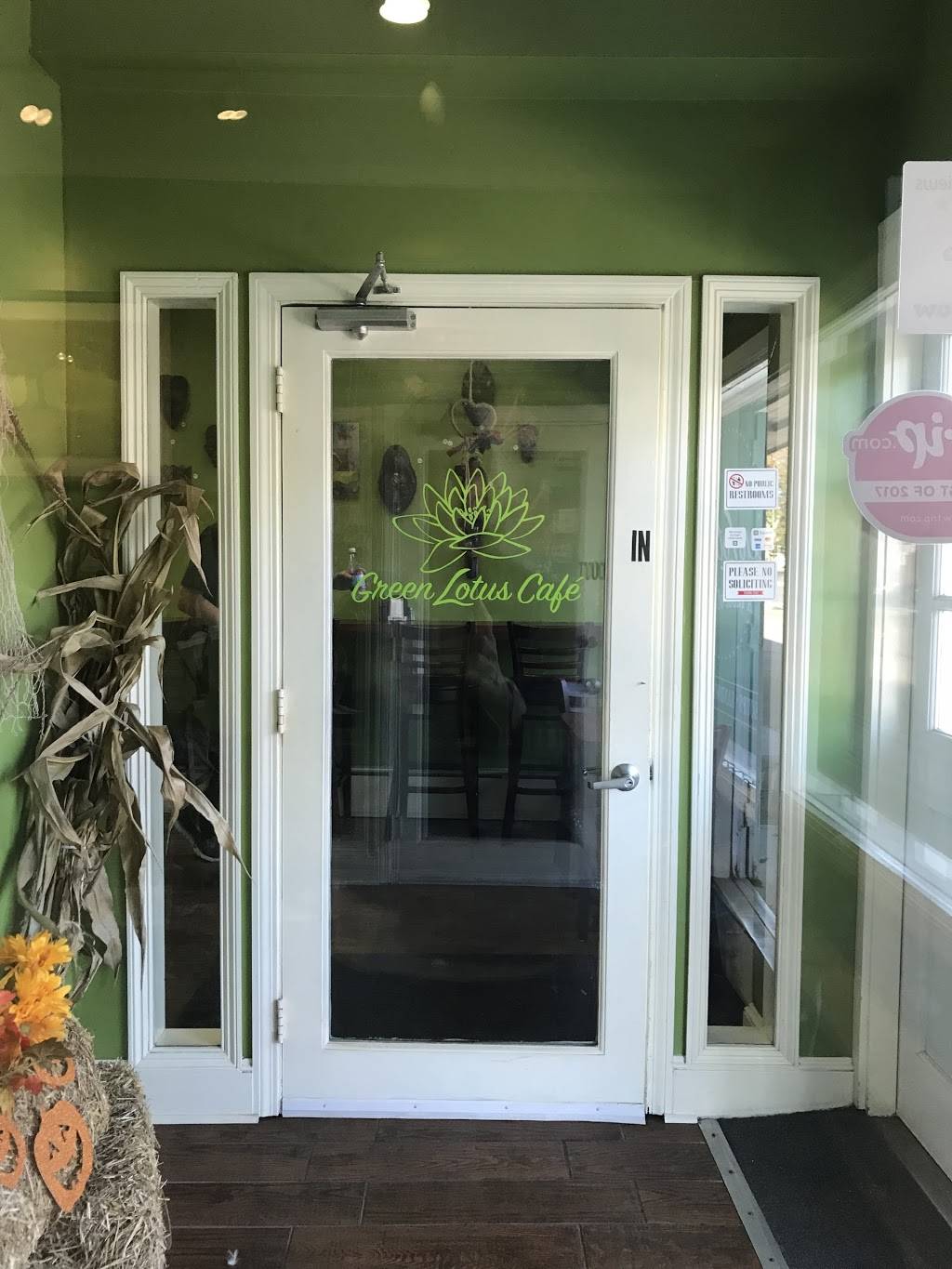 Green Lotus Cafe | cafe | 349 Main St, Hyannis, MA 02601, USA | 5087751067 OR +1 508-775-1067