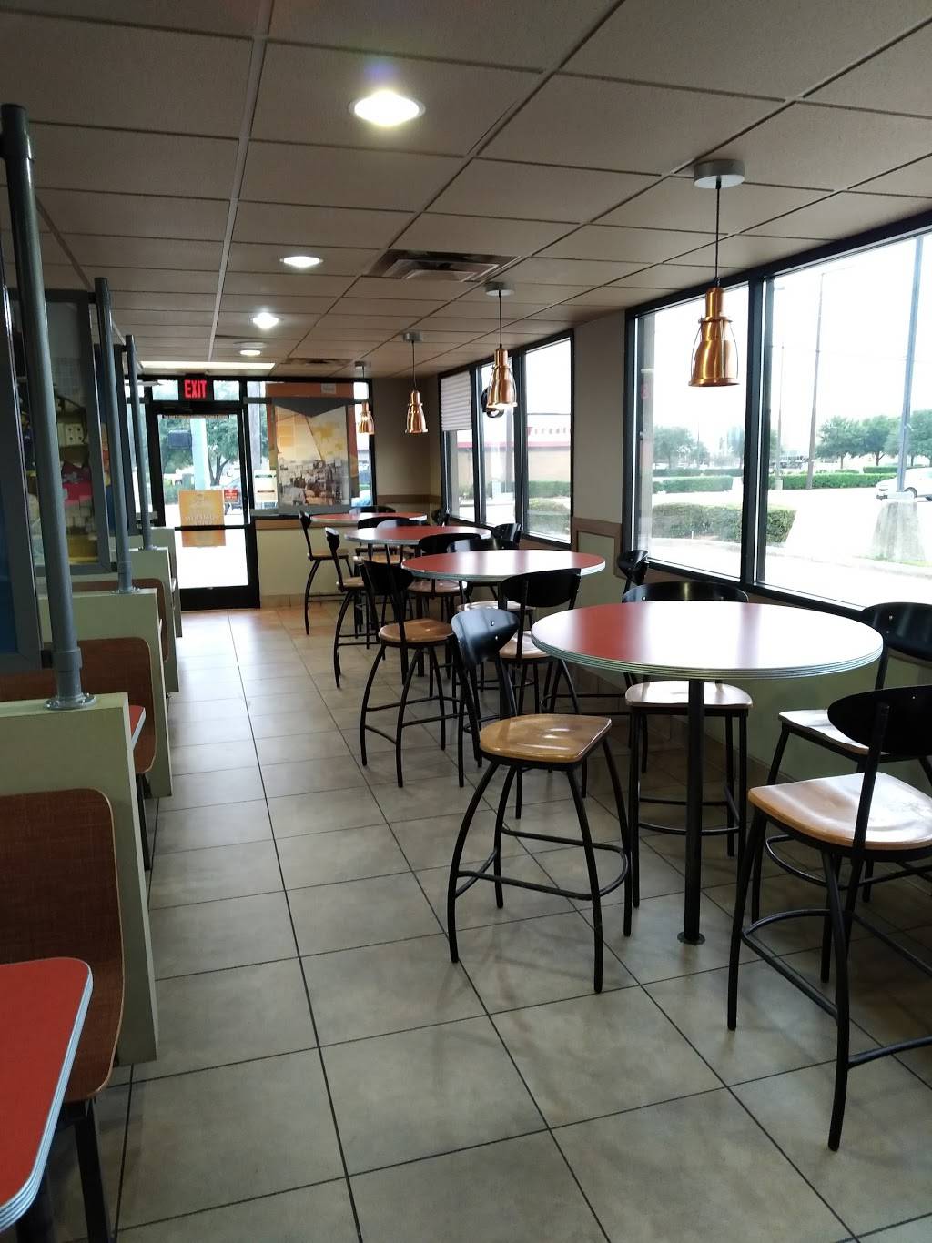 Jack in the Box | restaurant | 8601 W Bedford Euless Rd, Hurst, TX 76053, USA | 8172848614 OR +1 817-284-8614