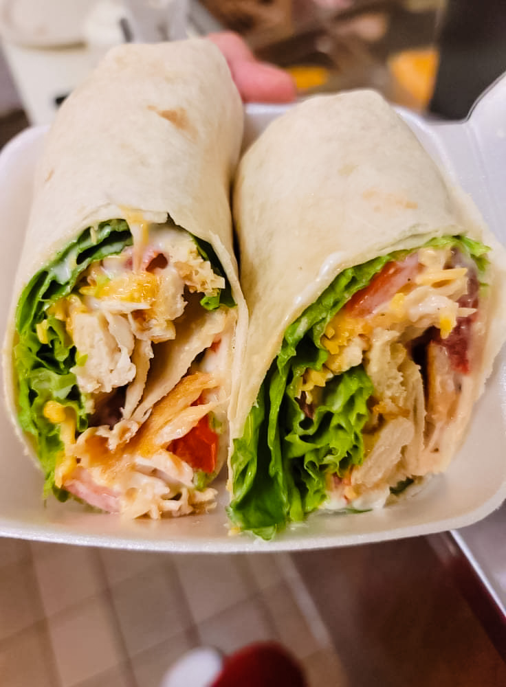 Letz Eat | restaurant | 126 N Grand St, Chariton, IA 50049, USA | 6417744164 OR +1 641-774-4164