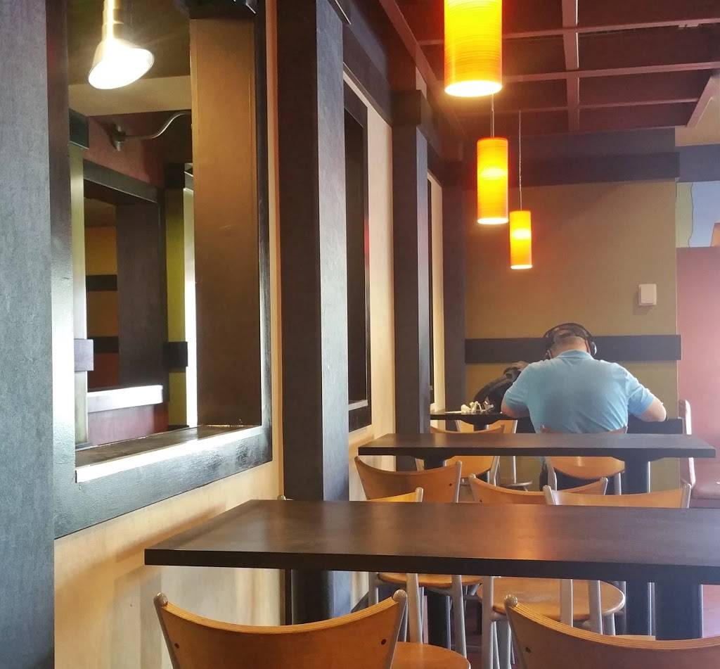 Jack in the Box | restaurant | 1905 Garnet Ave, San Diego, CA 92109, USA | 8582725712 OR +1 858-272-5712