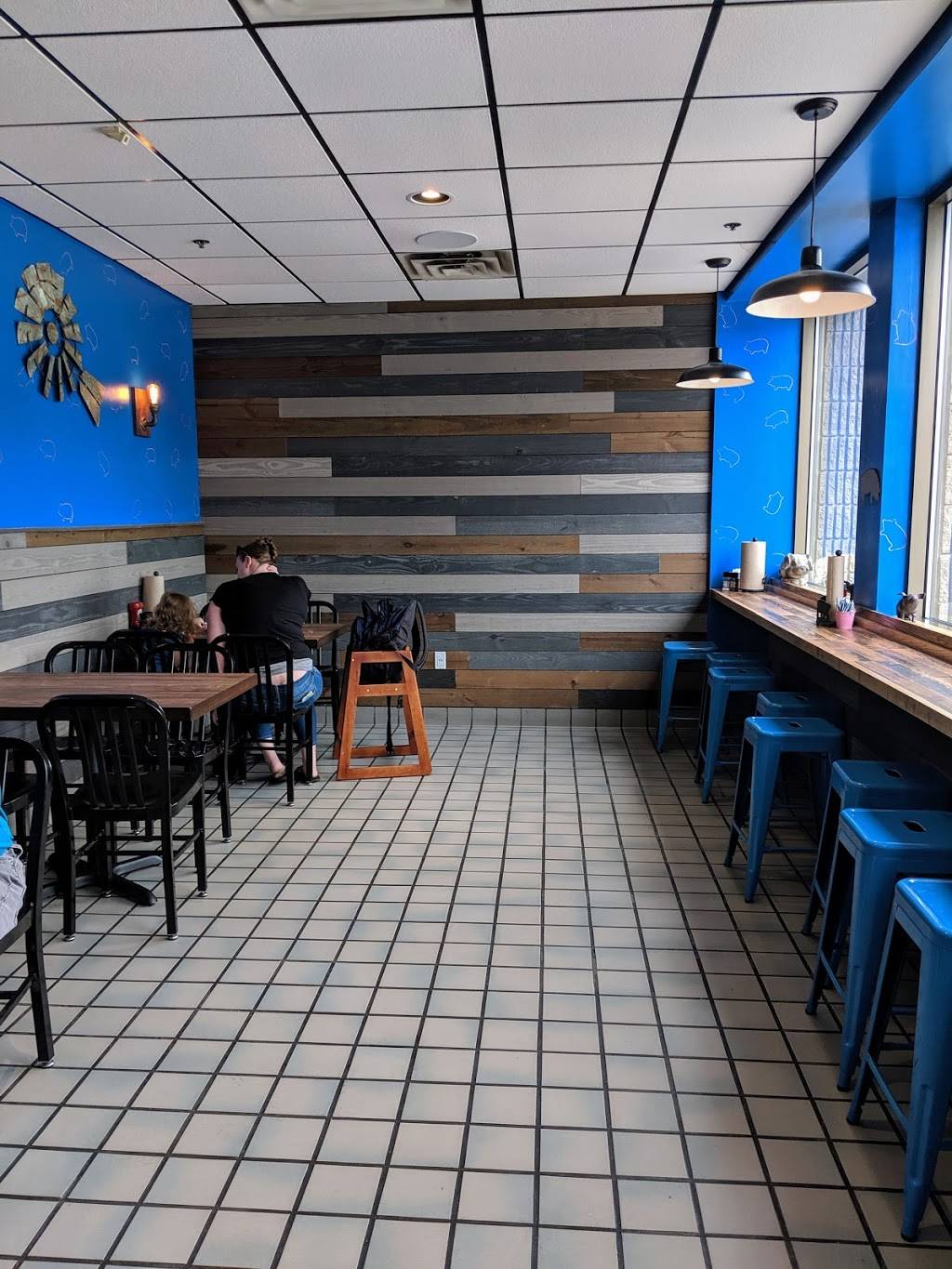 Sarcastic Swine BBQ & Restaurant | restaurant | 988 Bedford St, Abington, MA 02351, USA | 7818710033 OR +1 781-871-0033