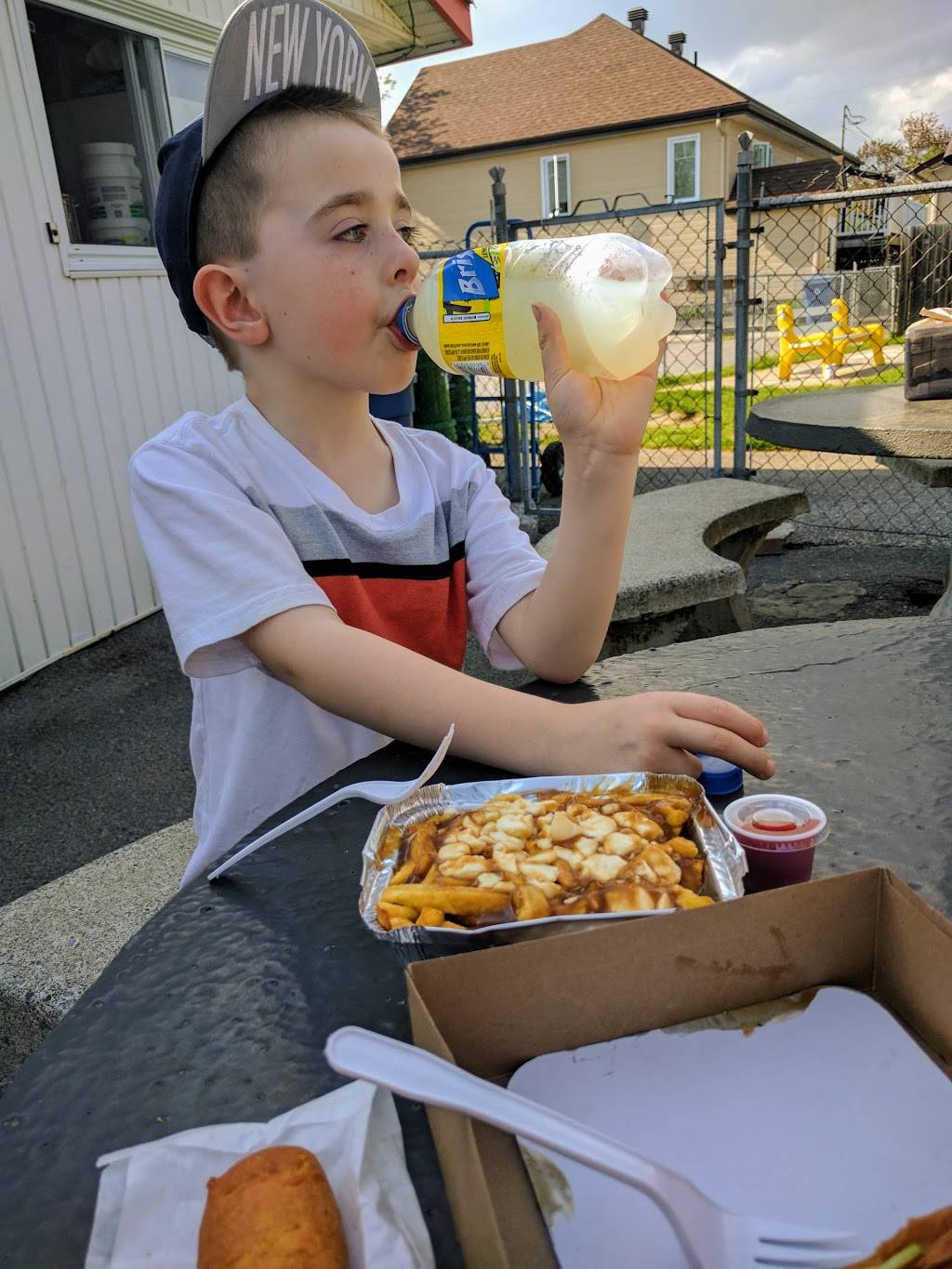 La Cabane | restaurant | 27 Chemin de Montréal O, Gatineau, QC J8M 1A4, Canada | 8192813414 OR +1 819-281-3414