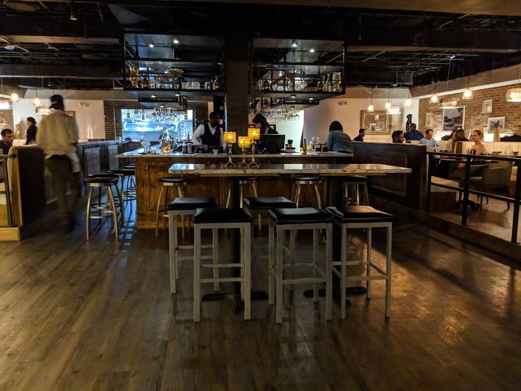 Georges Chophouse | restaurant | 4935 Cordell Ave, Bethesda, MD 20814, USA | 2405342675 OR +1 240-534-2675