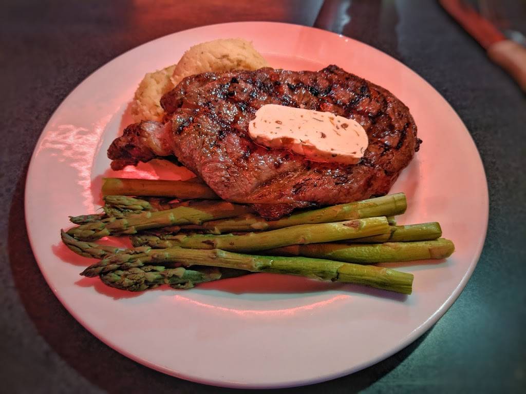 Deep Water Grille | restaurant | 808 Main St W, Ashland, WI 54806, USA | 7156824200 OR +1 715-682-4200