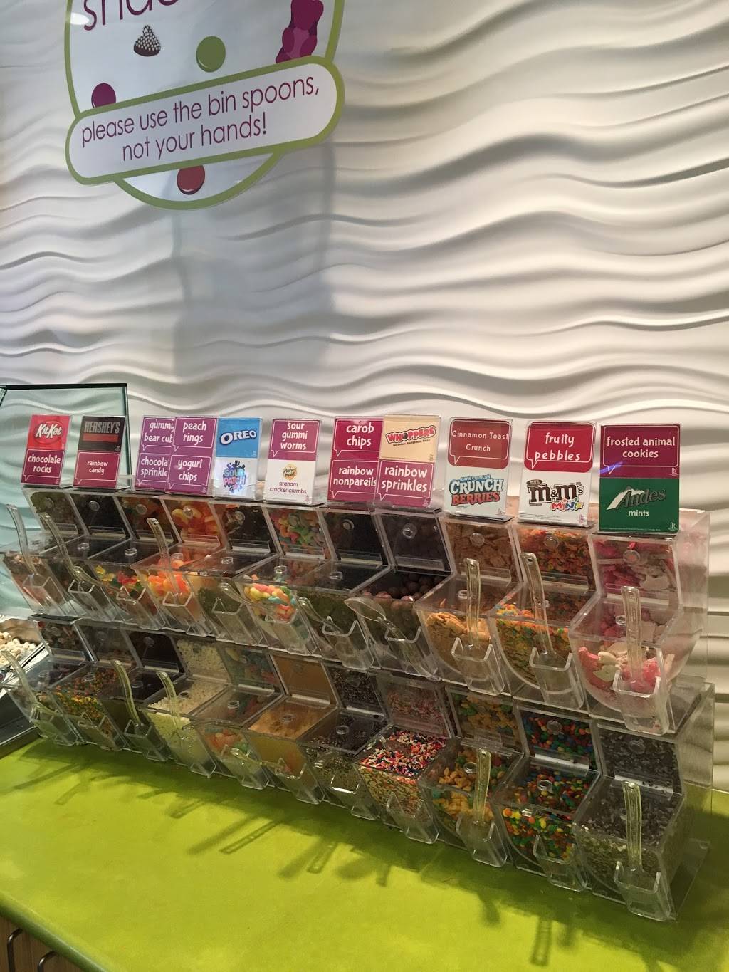 Menchies Frozen Yogurt | bakery | 24201 Valencia Blvd Suite 3446, Valencia, CA 91355, USA | 6612603900 OR +1 661-260-3900