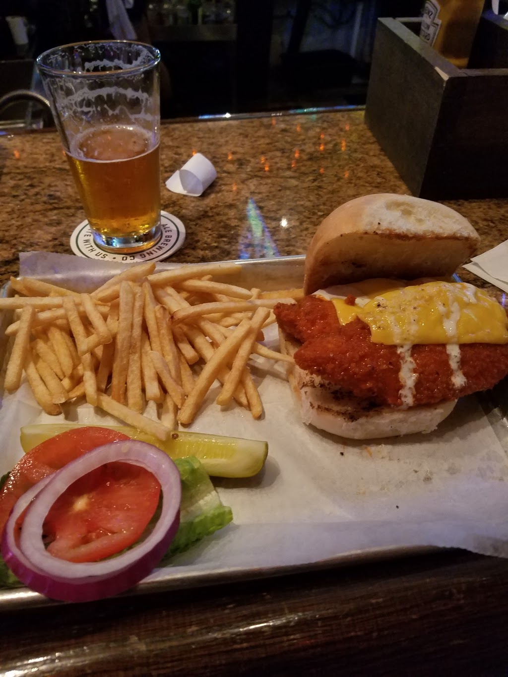 Little Woodrows Babcock Bar & Grill | restaurant | 2535 Babcock Rd, San Antonio, TX 78229, USA | 2106921500 OR +1 210-692-1500