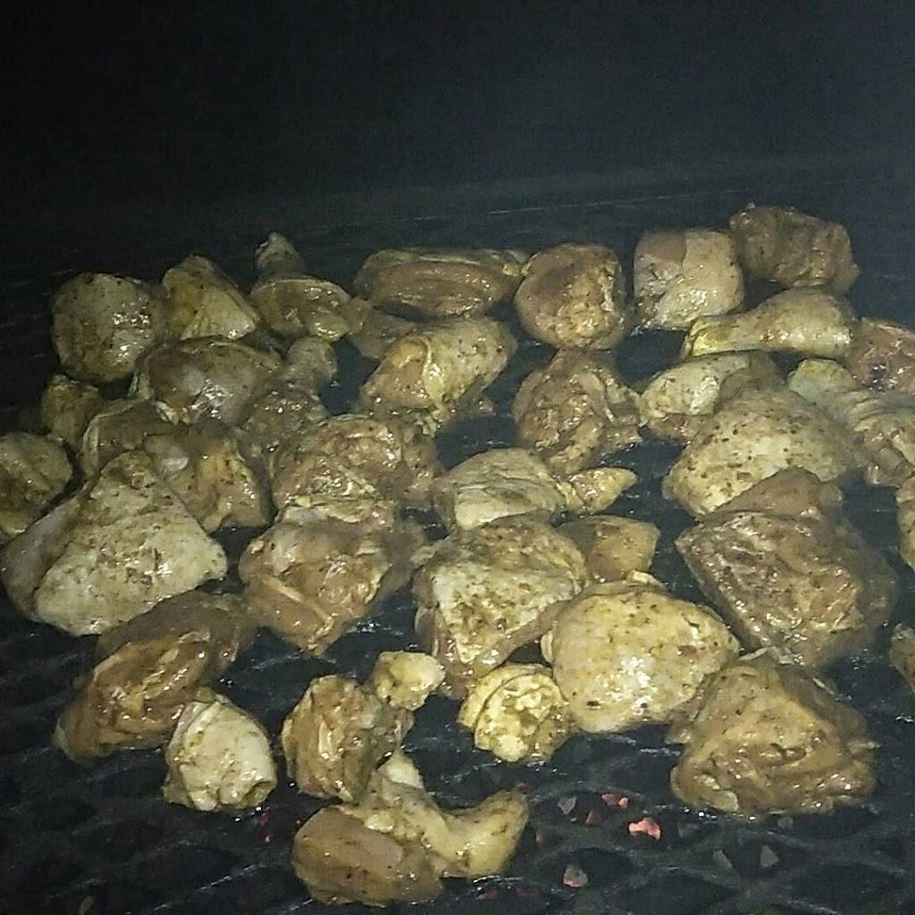 Sylvias Cafe | restaurant | 14124-A NW 27th Ave, Opa-locka, FL 33054, USA | 7866159500 OR +1 786-615-9500