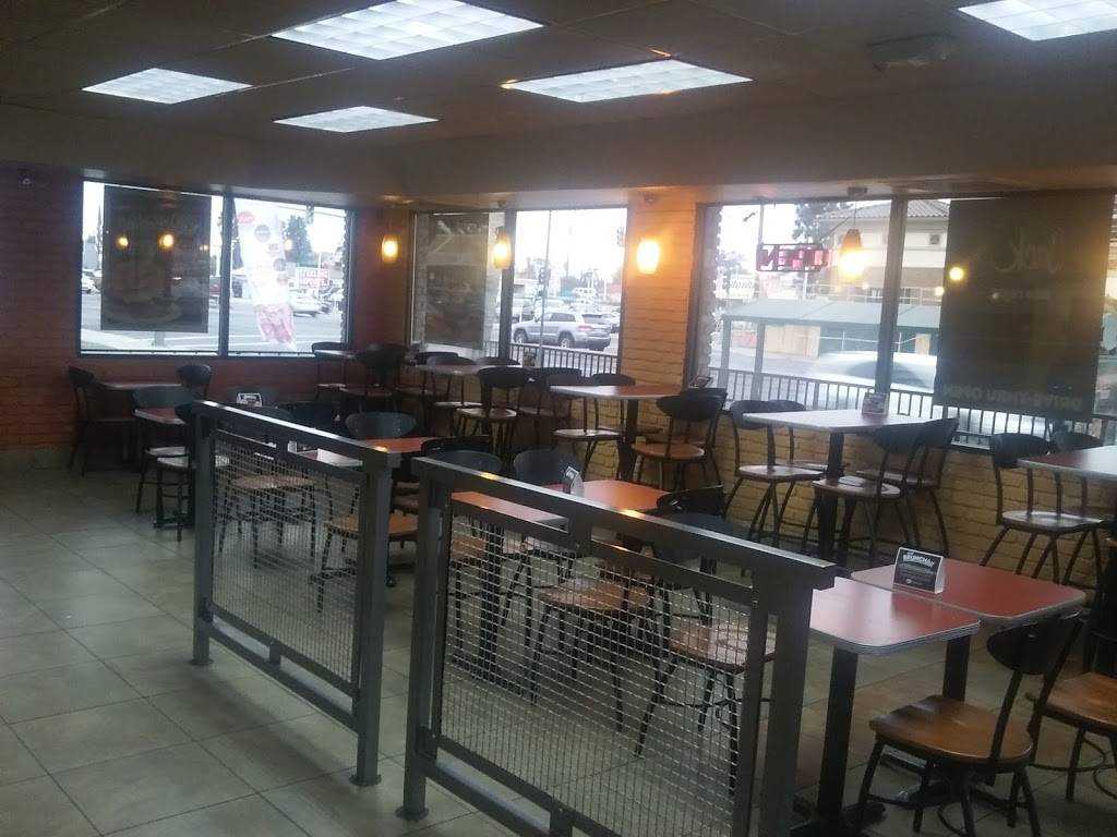 Jack in the Box | restaurant | 820 N Harbor Blvd, Santa Ana, CA 92703, USA | 7145541692 OR +1 714-554-1692