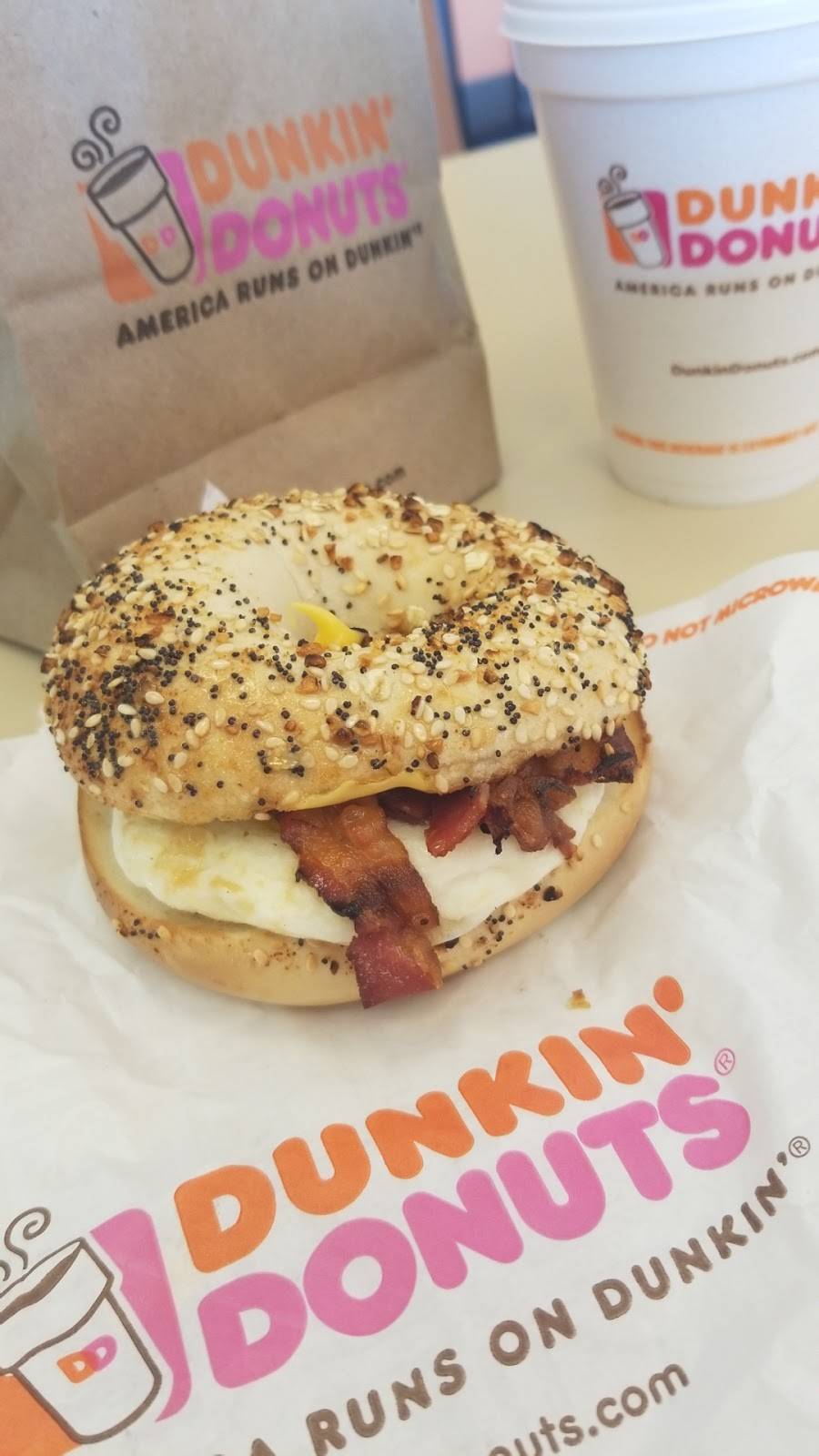 Dunkin | bakery | 2711 E 10th St, Jeffersonville, IN 47130, USA | 8129130494 OR +1 812-913-0494