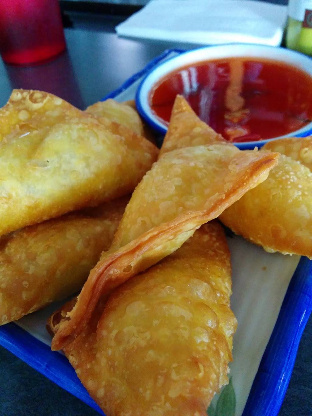 House of Poolesville | restaurant | 19611 Fisher Ave, Poolesville, MD 20837, USA | 3013492935 OR +1 301-349-2935