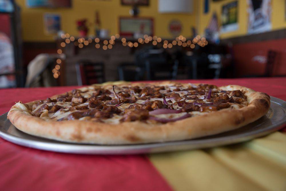 L.A. Pizza | restaurant | 15215 Seventh St, Victorville, CA 92395, USA | 7606949860 OR +1 760-694-9860