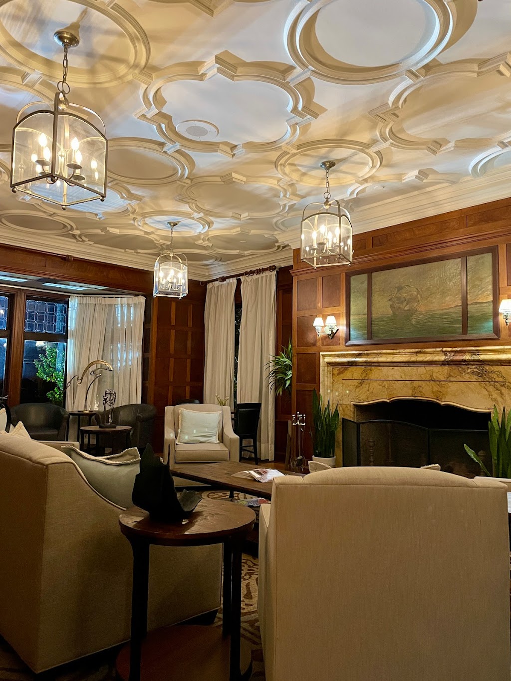 The Frost Bar & Igloo Experience | restaurant | 2907 Main St, Brewster, MA 02631, USA | 7743236013 OR +1 774-323-6013