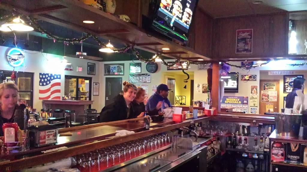 Hody Bar & Grill | restaurant | 1914 Aurora St, Middleton, WI 53562, USA | 6088311901 OR +1 608-831-1901