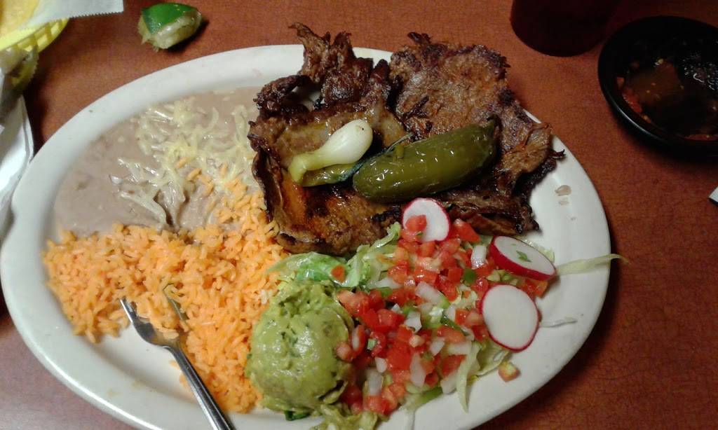 La Plaza Tapatia | restaurant | 4233 Shoppers Ln, Columbus, OH 43228, USA | 6142760333 OR +1 614-276-0333