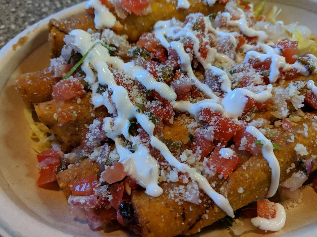 Carls Jr. | restaurant | 209 E Middlefield Rd, Mountain View, CA 94043, USA | 6509661599 OR +1 650-966-1599