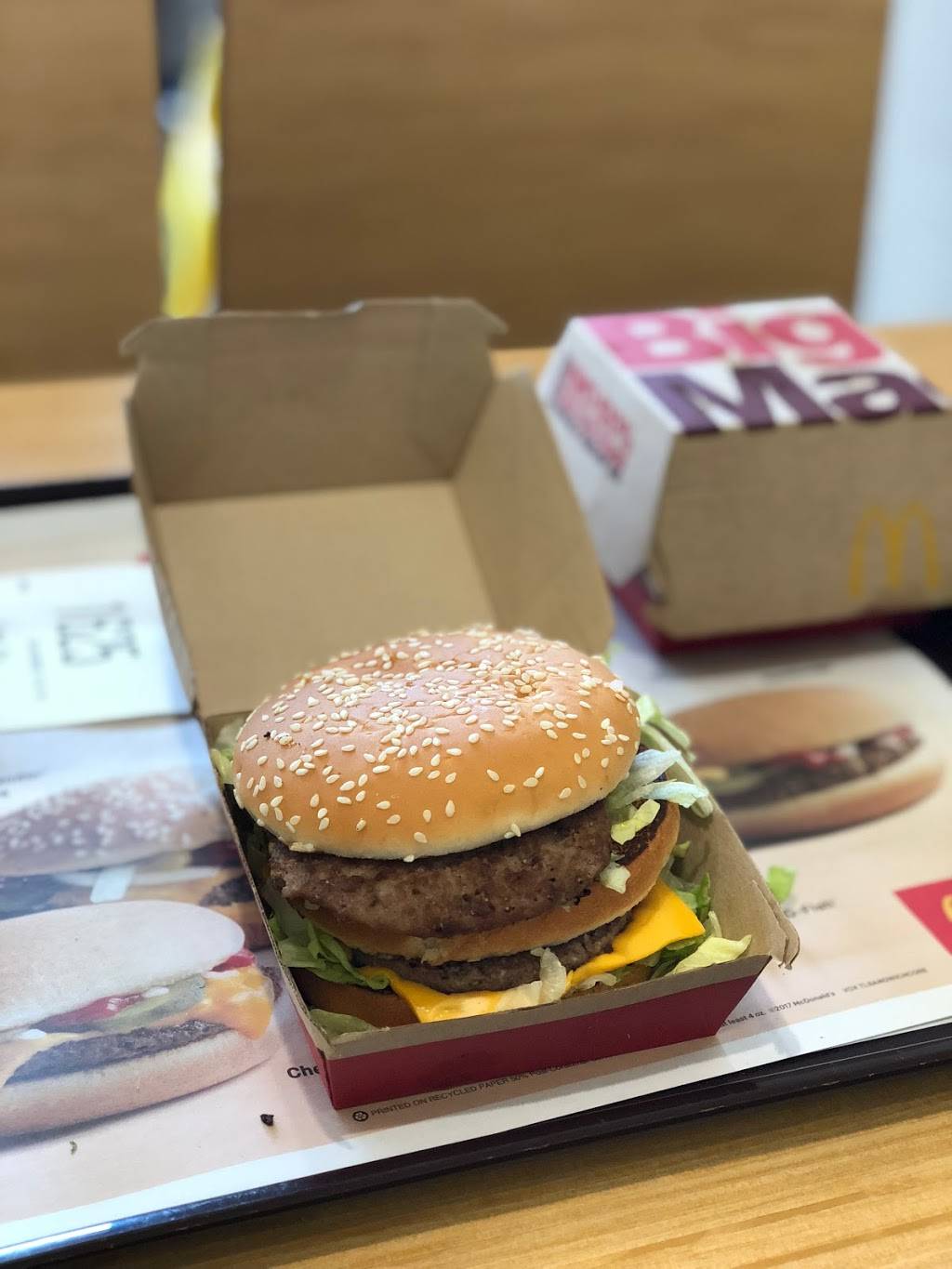 McDonalds | cafe | 381 S Airport Blvd, South San Francisco, CA 94080, USA | 6508716018 OR +1 650-871-6018