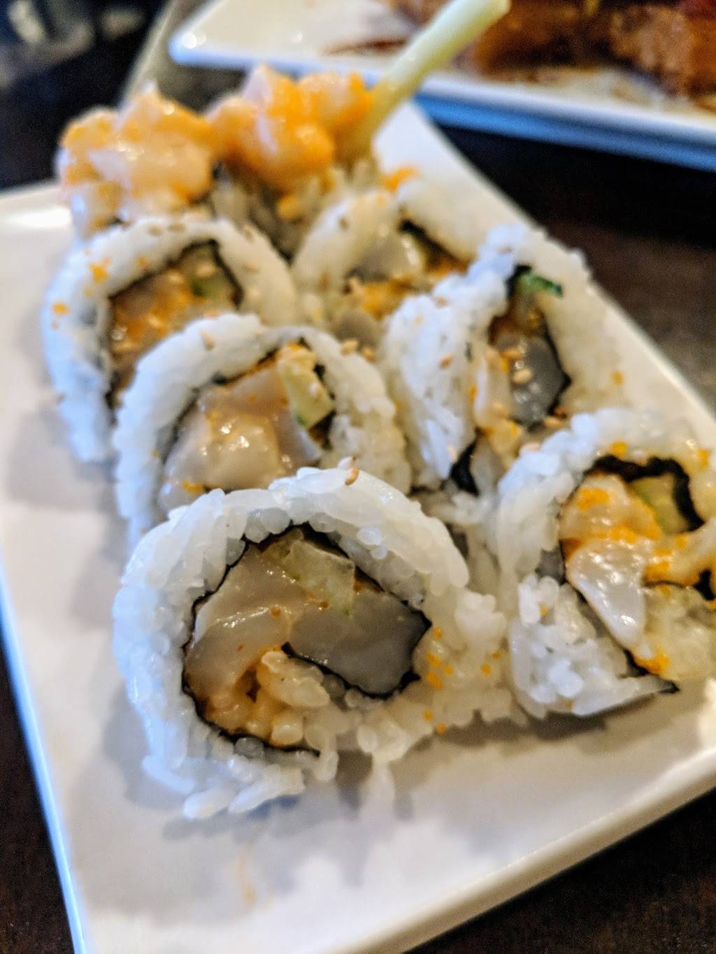 MAMA M SUSHI | restaurant | 29 E Holly St, Pasadena, CA 91103, USA | 6265681500 OR +1 626-568-1500