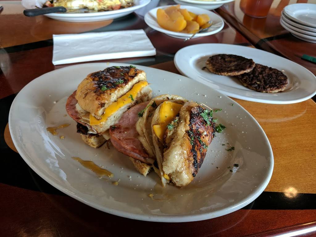 Chad Anthonys Italian Grille and Pub | restaurant | 4698 Belmont Ave, Youngstown, OH 44505, USA | 3307591561 OR +1 330-759-1561