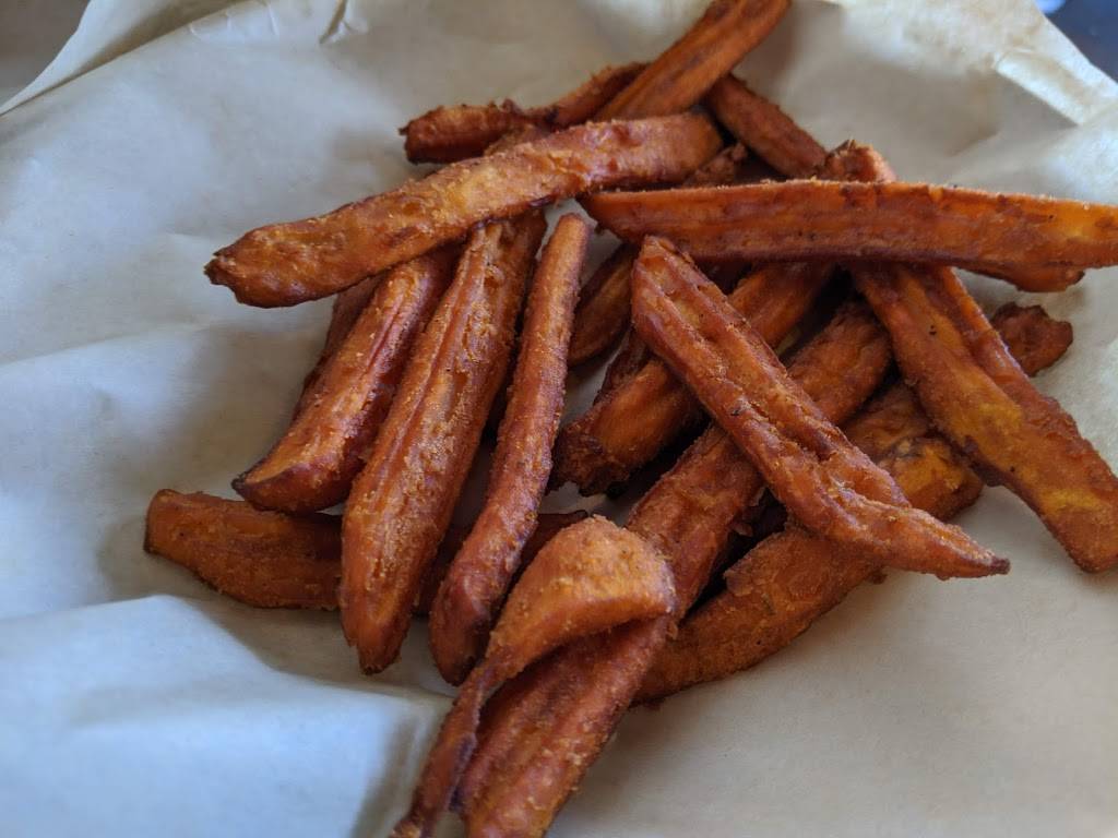 Bluffalo Wings | restaurant | 10529 S Padre Island Dr, Corpus Christi, TX 78418, USA | 3618669464 OR +1 361-866-9464