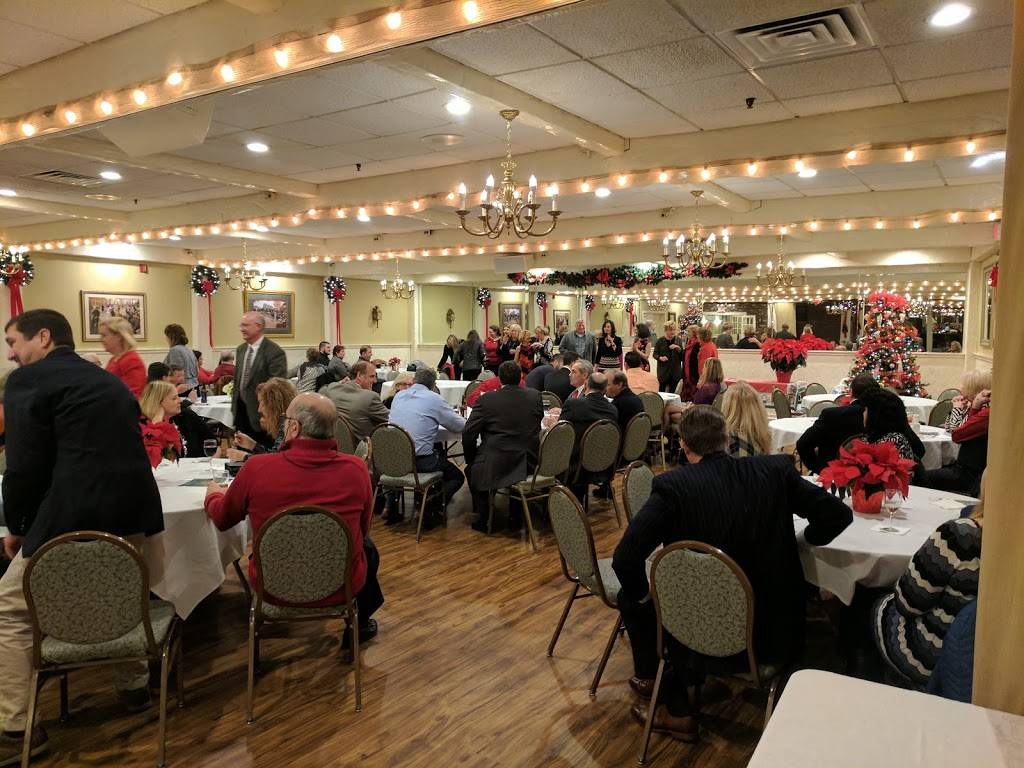 Nuchies Restaurant | restaurant | 164 Central St, Bristol, CT 06010, USA | 8605821108 OR +1 860-582-1108