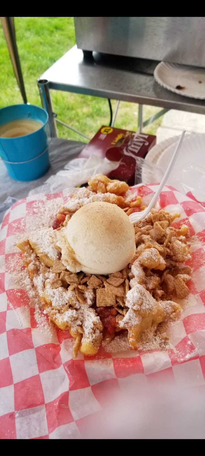 Its A Must Cafe Feat. 21+ | restaurant | 9812 Garfield Blvd, Valley View, OH 44125, USA | 2163314078 OR +1 216-331-4078