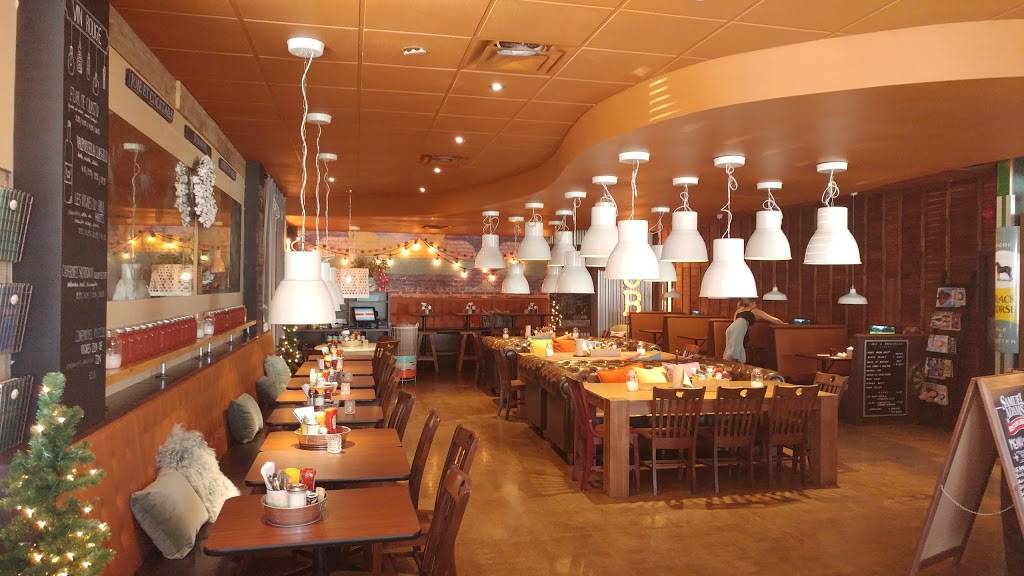 Le Bob | restaurant | 4855 Boulevard des Forges, Trois-Rivières, QC G8Y 4Z3, Canada | 8198405202 OR +1 819-840-5202