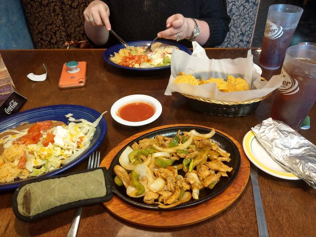 Cazadores Fresh Mexican Grill | restaurant | 4682 Main St, Grant, AL 35747, USA | 2567288226 OR +1 256-728-8226