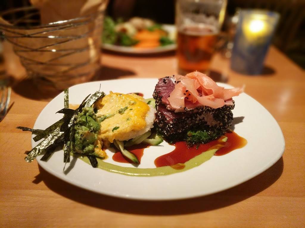 Finz | restaurant | 86 Wharf St, Salem, MA 01970, USA | 9787448485 OR +1 978-744-8485