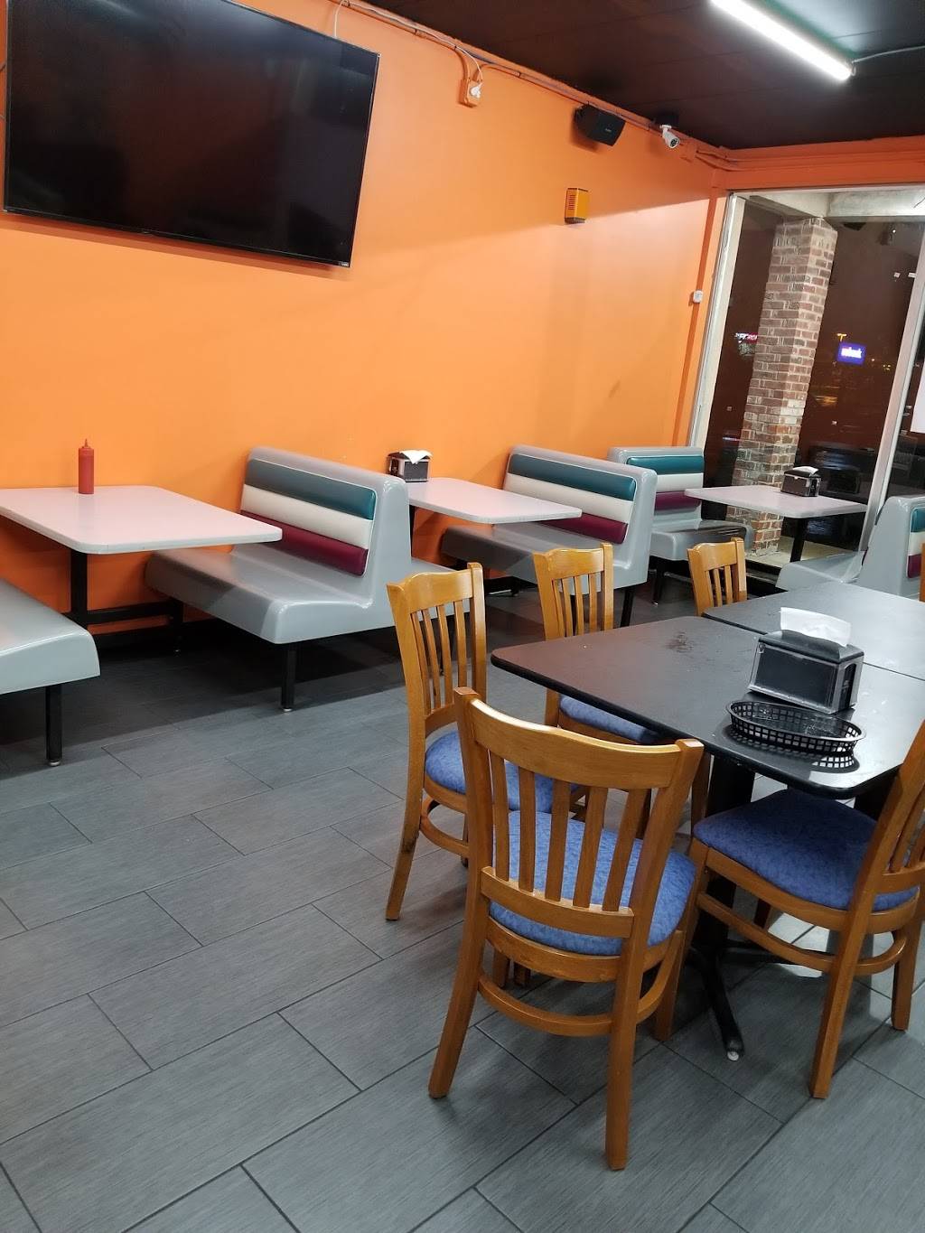 Pick N Move Halal Fast Food Restaurant | restaurant | 52 W Roosevelt Rd, Lombard, IL 60148, USA | 6305194465 OR +1 630-519-4465