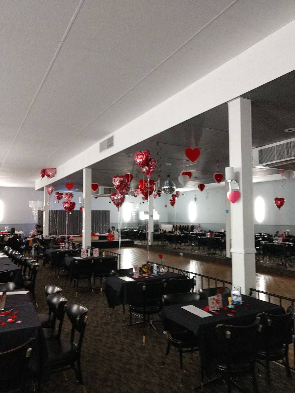 Rolling mills bar and grill | restaurant | 1025 S State St, Girard, OH 44420, USA | 2344215473 OR +1 234-421-5473