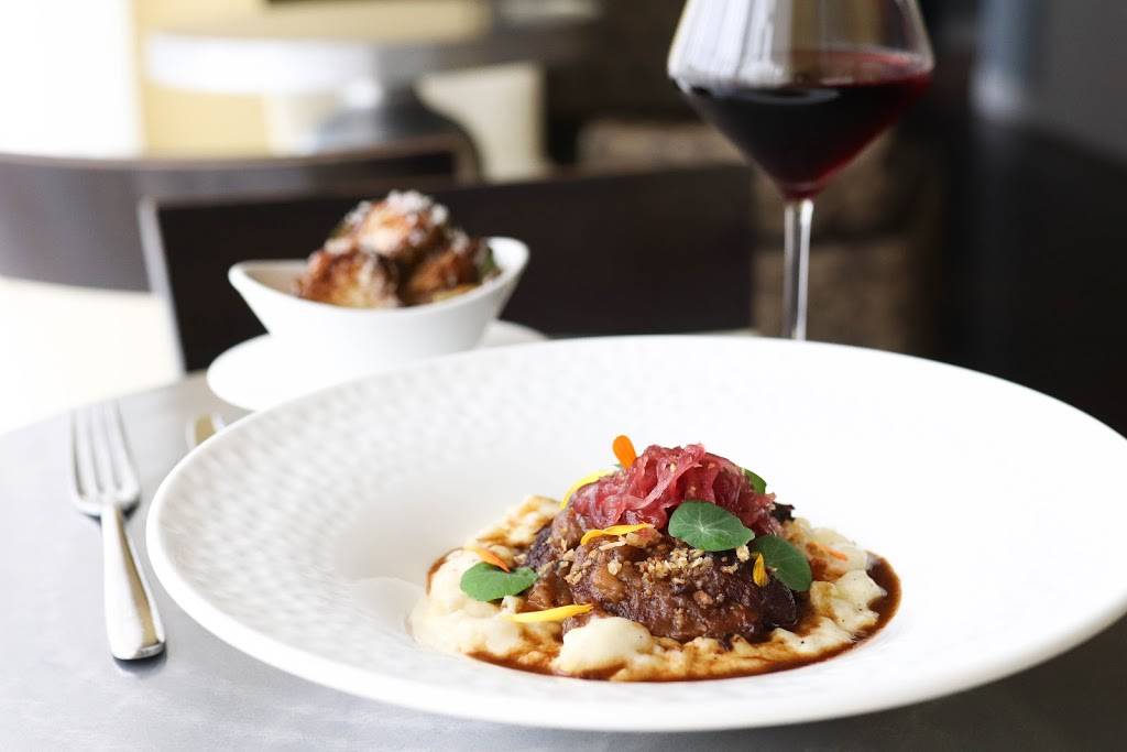 Matthews Restaurant | night club | 2107 Hendricks Ave, Jacksonville, FL 32207, USA | 9043969922 OR +1 904-396-9922