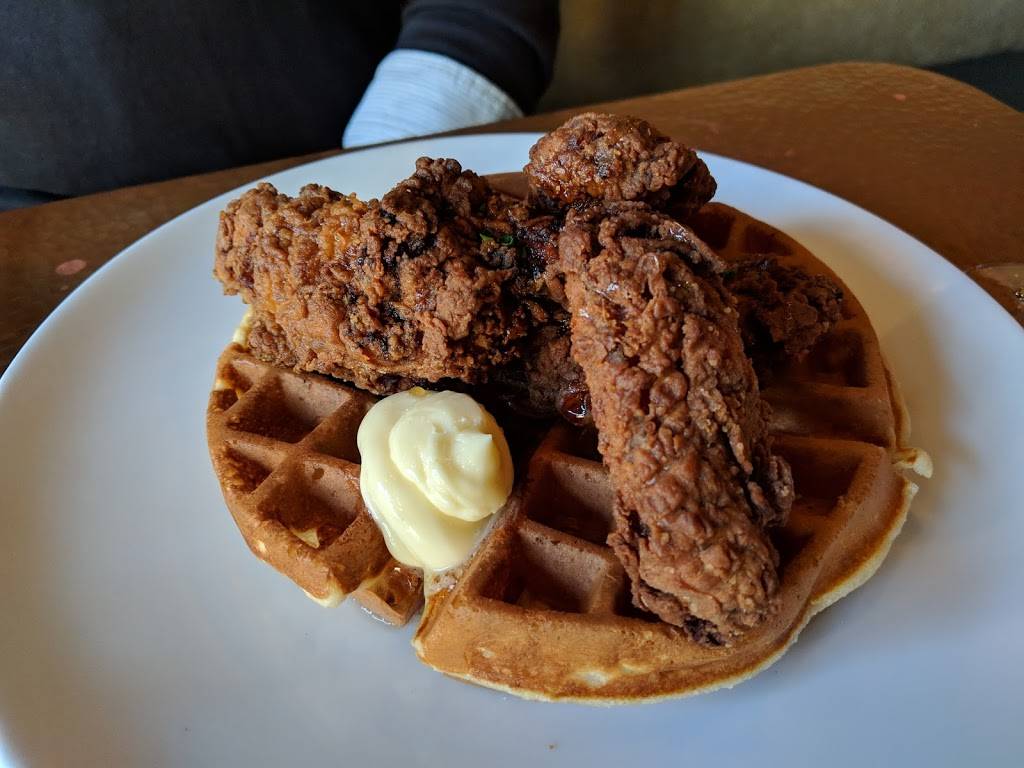 Bar Charley | restaurant | 1825 18th St NW, Washington, DC 20009, USA | 2026272183 OR +1 202-627-2183