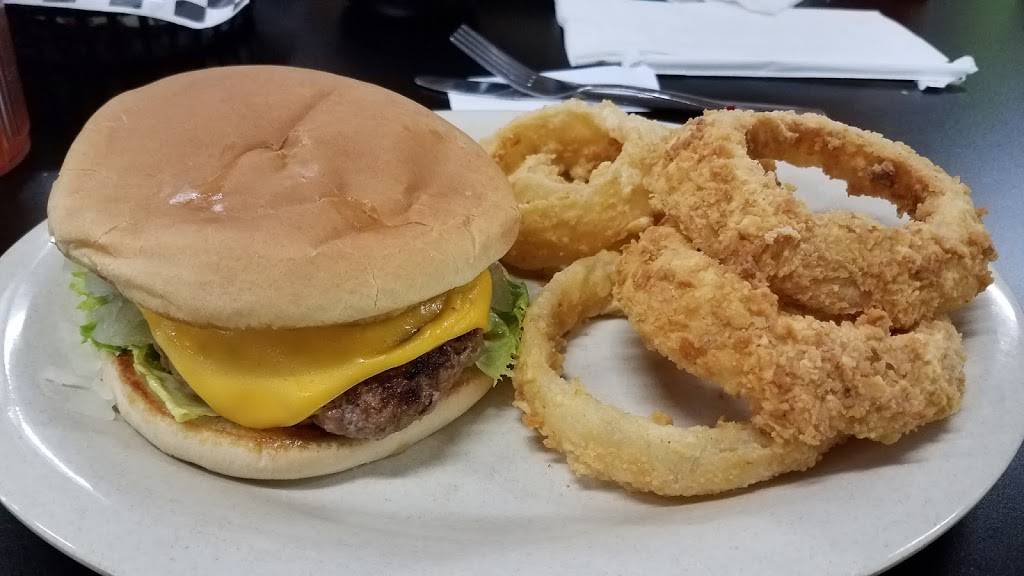 Cherokee Restaurant | restaurant | 205 S Walbaum Rd, Calumet, OK 73014, USA | 4058842508 OR +1 405-884-2508