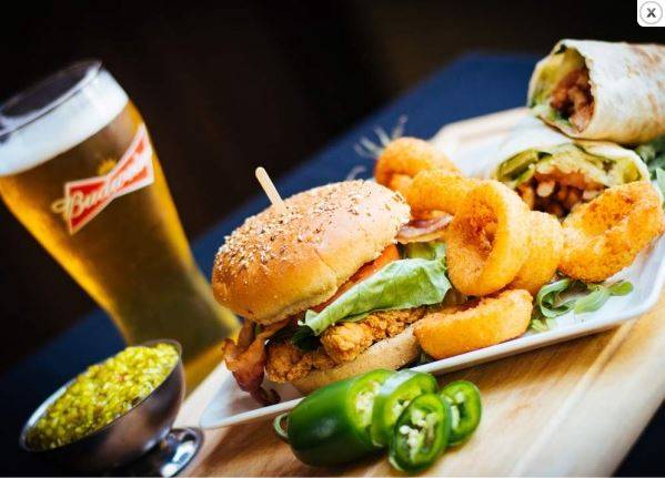 Pizzeria Paquet Portneuf | restaurant | 81 Rue de la Rivière, Portneuf, QC G0A 2Y0, Canada | 4182864531 OR +1 418-286-4531