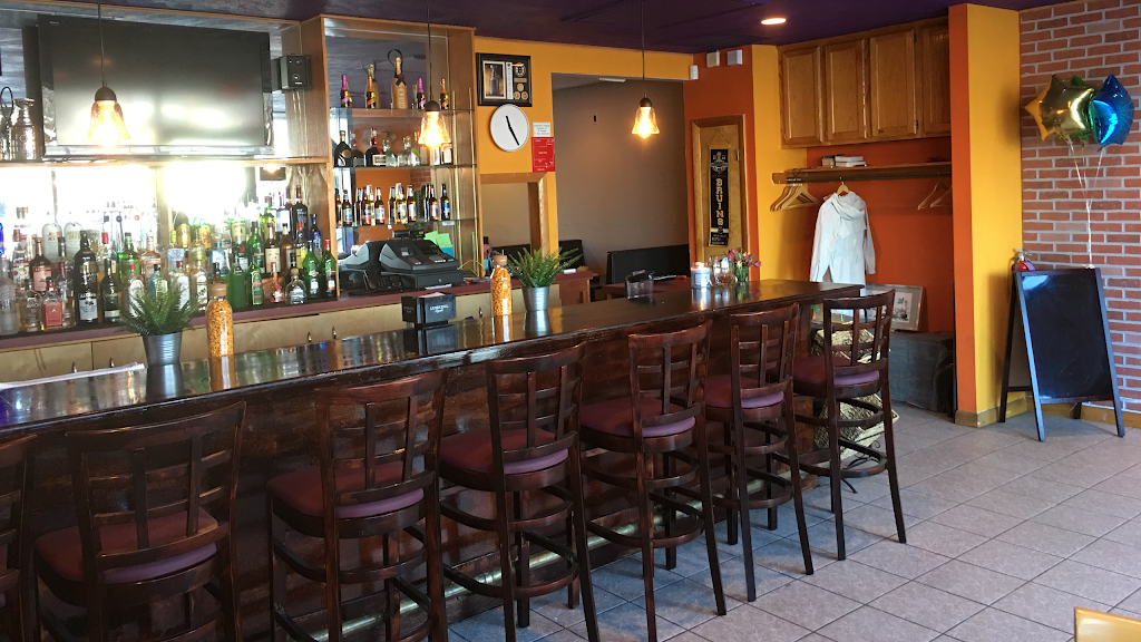 Blue Moon Thai Cuisine & Bar | restaurant | 183 Pleasant St, Attleboro, MA 02703, USA | 5082221000 OR +1 508-222-1000