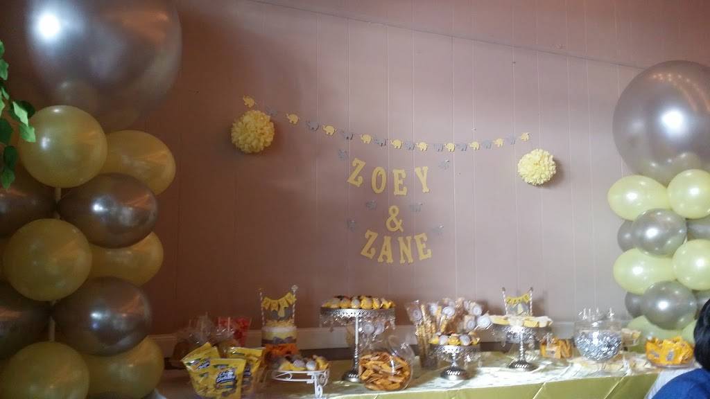 The Courtyard | restaurant | 4321 Lincoln Ave, Groves, TX 77619, USA | 4099622850 OR +1 409-962-2850