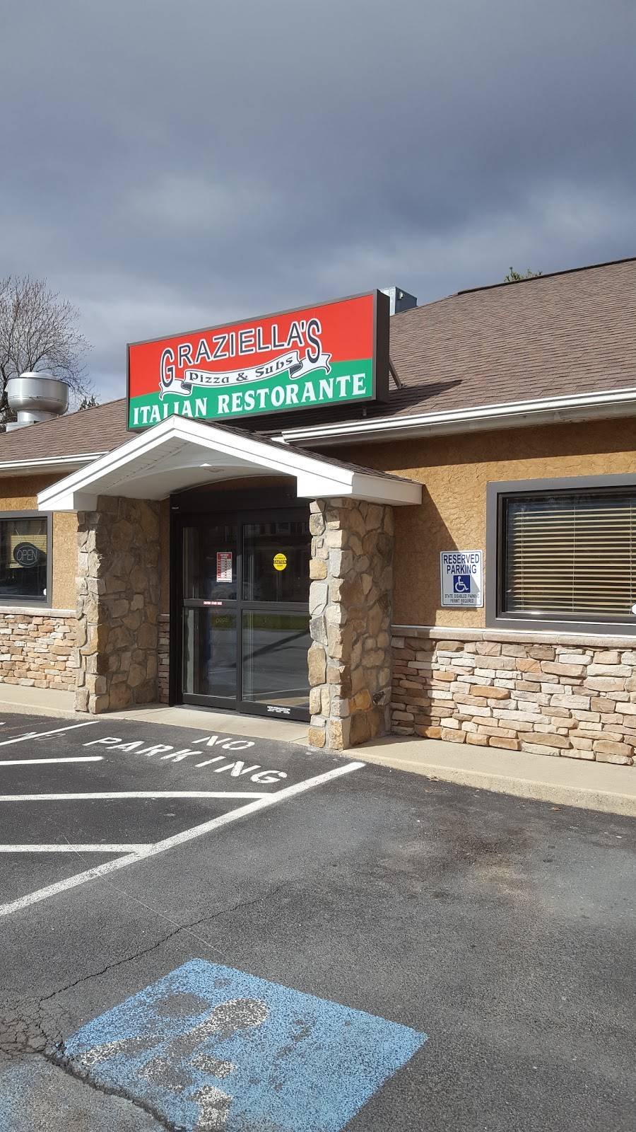 Graziellas Italian Restorante | restaurant | 5 W, E Main St, Plainfield, PA 17081, USA | 7172412800 OR +1 717-241-2800