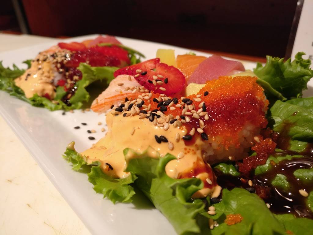 Lotus | restaurant | 1702 Chemin dOka, Deux-Montagnes, QC J7R 1M9, Canada | 4509741777 OR +1 450-974-1777