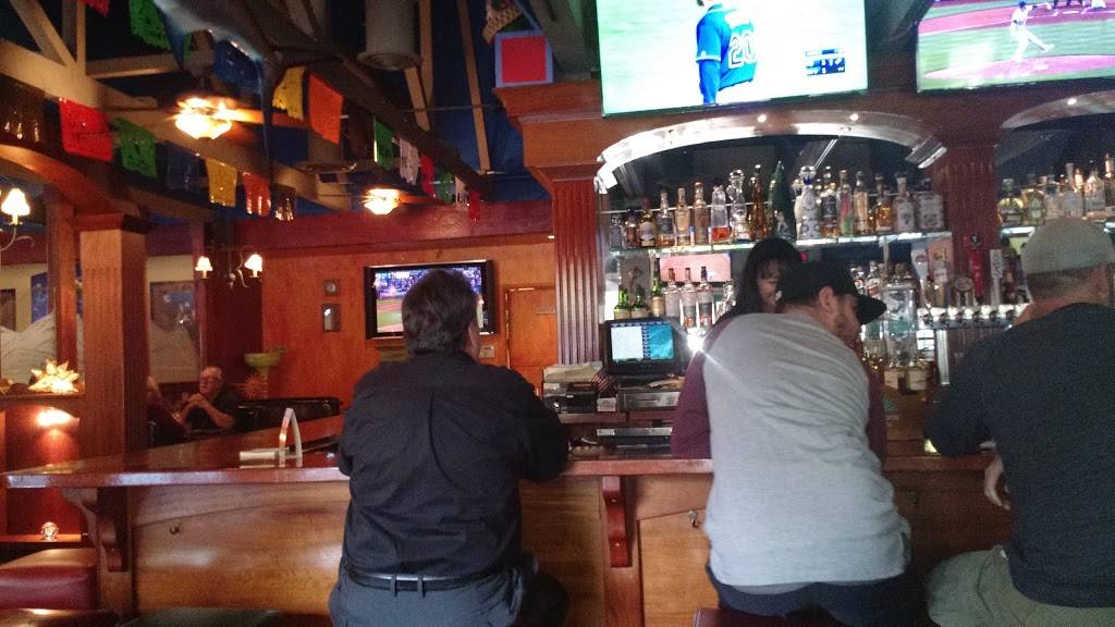 Luna Loca Mexican Restaurant | restaurant | 500 Sycamore Valley Rd, Danville, CA 94526, USA | 9258313644 OR +1 925-831-3644